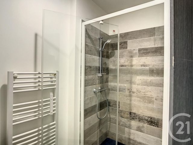 Appartement T2 à louer - 2 pièces - 30.0 m2 - LUCON - 85 - PAYS-DE-LOIRE - Century 21 Solution Immobilière