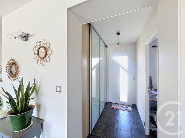 maison à vendre - 5 pièces - 160.37 m2 - ST JEAN DE BEUGNE - 85 - PAYS-DE-LOIRE - Century 21 Solution Immobilière