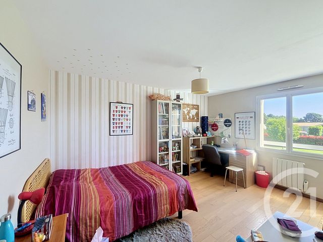 maison à vendre - 5 pièces - 160.37 m2 - ST JEAN DE BEUGNE - 85 - PAYS-DE-LOIRE - Century 21 Solution Immobilière