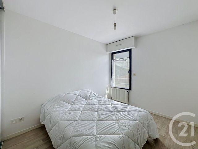 Appartement T2 à louer - 2 pièces - 52.93 m2 - LA ROCHE SUR YON - 85 - PAYS-DE-LOIRE - Century 21 Solution Immobilière