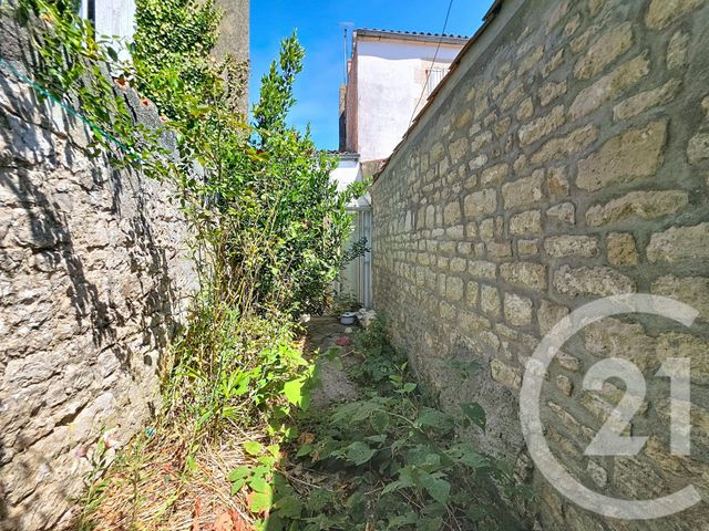 maison à vendre - 3 pièces - 68.67 m2 - LUCON - 85 - PAYS-DE-LOIRE - Century 21 Solution Immobilière