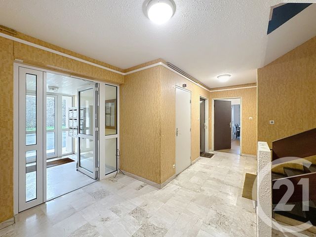 Appartement T1 à louer - 1 pièce - 33.8 m2 - LUCON - 85 - PAYS-DE-LOIRE - Century 21 Solution Immobilière