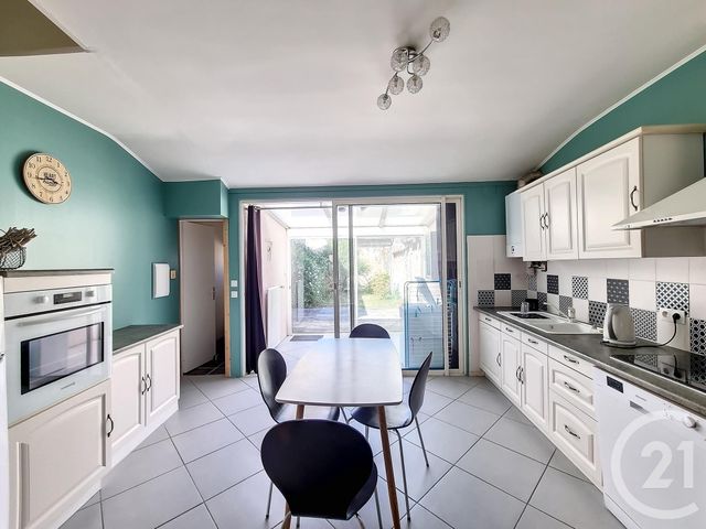 maison à louer - 3 pièces - 94.0 m2 - LUCON - 85 - PAYS-DE-LOIRE - Century 21 Solution Immobilière