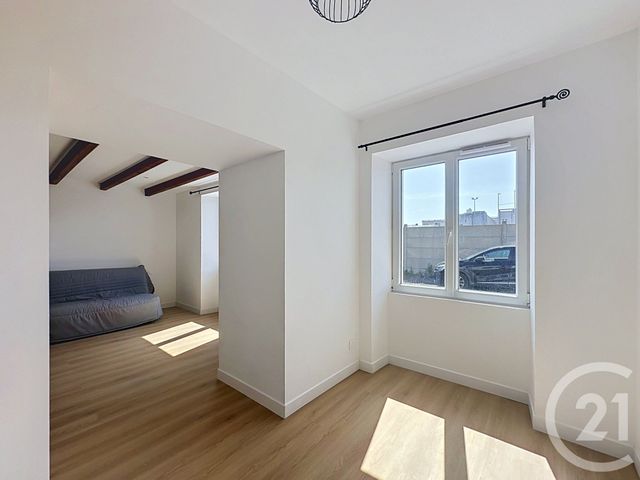 Appartement Studio à louer - 1 pièce - 27.88 m2 - LUCON - 85 - PAYS-DE-LOIRE - Century 21 Solution Immobilière