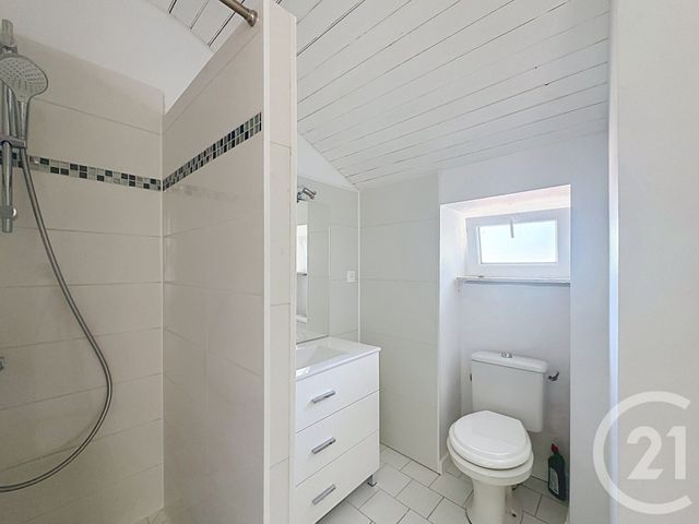 Appartement T2 à louer - 2 pièces - 41.72 m2 - LUCON - 85 - PAYS-DE-LOIRE - Century 21 Solution Immobilière