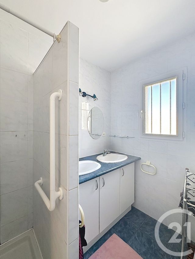 maison à louer - 4 pièces - 86.1 m2 - LUCON - 85 - PAYS-DE-LOIRE - Century 21 Solution Immobilière