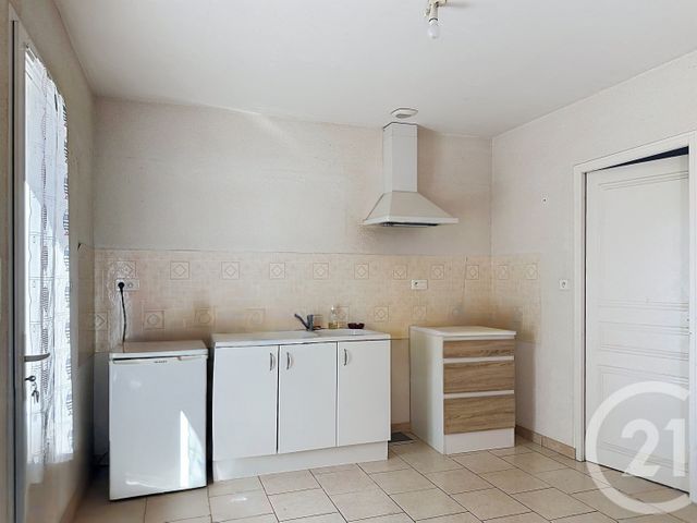 maison à louer - 4 pièces - 86.1 m2 - LUCON - 85 - PAYS-DE-LOIRE - Century 21 Solution Immobilière