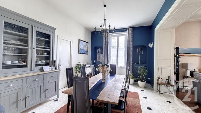 maison à louer - 5 pièces - 195.26 m2 - NALLIERS - 85 - PAYS-DE-LOIRE - Century 21 Solution Immobilière