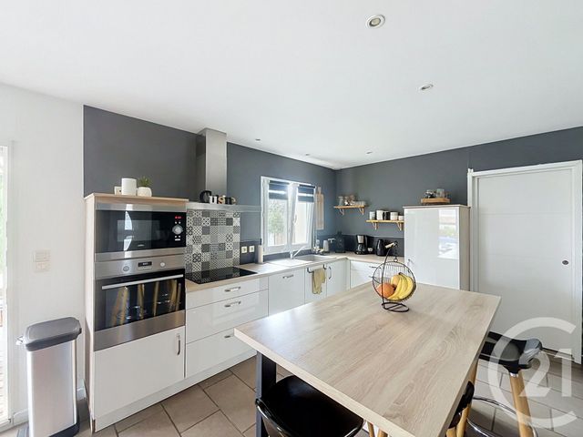 maison à vendre - 4 pièces - 99.49 m2 - ST DENIS DU PAYRE - 85 - PAYS-DE-LOIRE - Century 21 Solution Immobilière