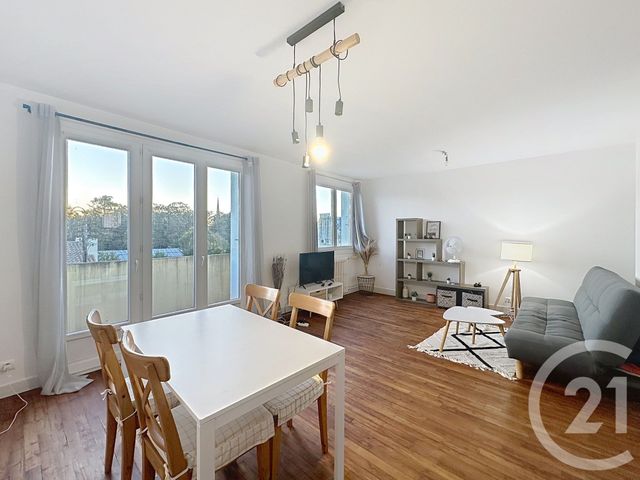 Appartement T3 à louer - 3 pièces - 68.22 m2 - LUCON - 85 - PAYS-DE-LOIRE - Century 21 Solution Immobilière