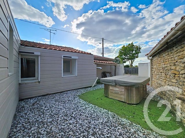 maison à vendre - 5 pièces - 132.0 m2 - CHAILLE LES MARAIS - 85 - PAYS-DE-LOIRE - Century 21 Solution Immobilière
