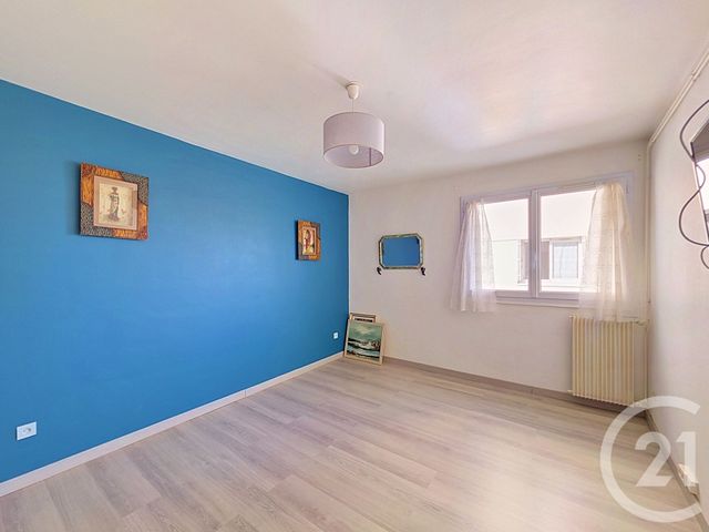 Appartement T3 à vendre - 3 pièces - 72.54 m2 - LUCON - 85 - PAYS-DE-LOIRE - Century 21 Solution Immobilière