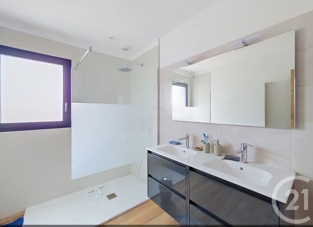maison à vendre - 5 pièces - 149.49 m2 - ST MICHEL EN L HERM - 85 - PAYS-DE-LOIRE - Century 21 Solution Immobilière