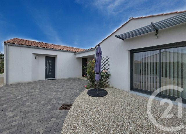 maison à vendre - 5 pièces - 149.49 m2 - ST MICHEL EN L HERM - 85 - PAYS-DE-LOIRE - Century 21 Solution Immobilière