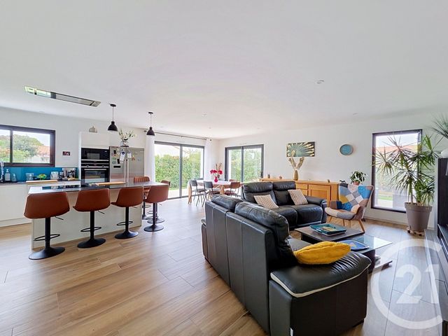 maison à vendre - 5 pièces - 149.49 m2 - ST MICHEL EN L HERM - 85 - PAYS-DE-LOIRE - Century 21 Solution Immobilière