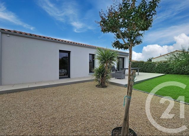 maison à vendre - 5 pièces - 149.49 m2 - ST MICHEL EN L HERM - 85 - PAYS-DE-LOIRE - Century 21 Solution Immobilière