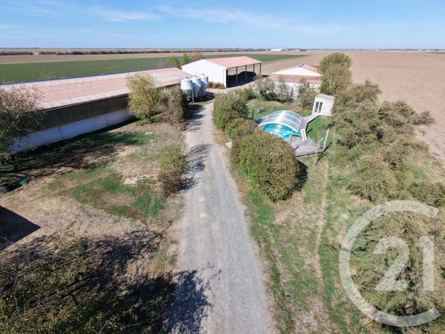 maison à vendre - 4 pièces - 156.0 m2 - CHAMPAGNE LES MARAIS - 85 - PAYS-DE-LOIRE - Century 21 Solution Immobilière