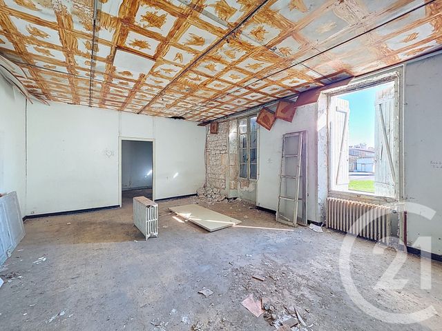 maison à vendre - 10 pièces - 240.0 m2 - LUCON - 85 - PAYS-DE-LOIRE - Century 21 Solution Immobilière