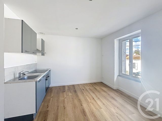 Appartement Studio à louer - 1 pièce - 28.91 m2 - LUCON - 85 - PAYS-DE-LOIRE - Century 21 Solution Immobilière
