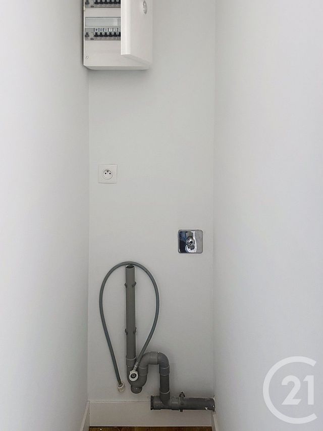Appartement Studio à louer - 1 pièce - 28.91 m2 - LUCON - 85 - PAYS-DE-LOIRE - Century 21 Solution Immobilière