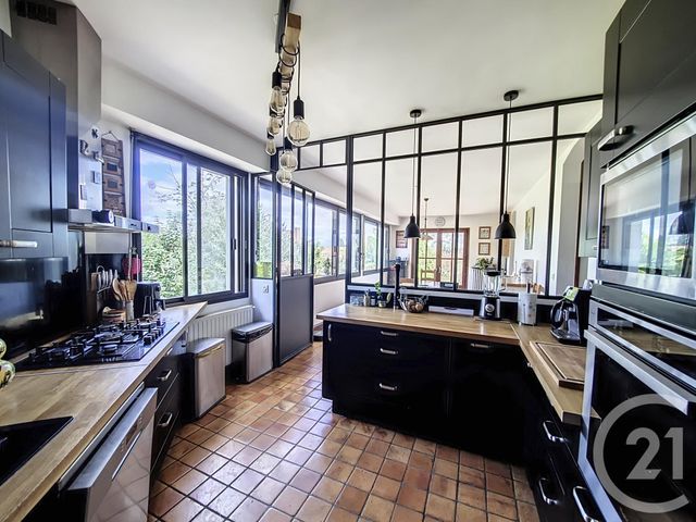 maison à vendre - 11 pièces - 332.0 m2 - L ILE D ELLE - 85 - PAYS-DE-LOIRE - Century 21 Solution Immobilière