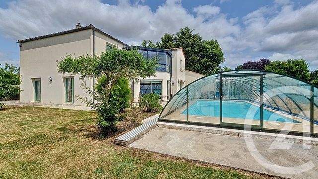 maison à vendre - 9 pièces - 272.0 m2 - LUCON - 85 - PAYS-DE-LOIRE - Century 21 Solution Immobilière