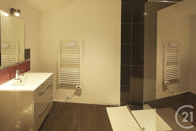 maison à vendre - 12 pièces - 289.0 m2 - LUCON - 85 - PAYS-DE-LOIRE - Century 21 Solution Immobilière