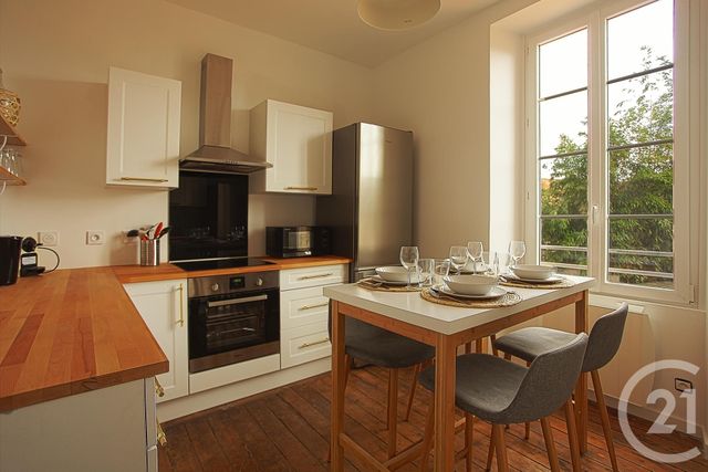 maison à vendre - 12 pièces - 289.0 m2 - LUCON - 85 - PAYS-DE-LOIRE - Century 21 Solution Immobilière