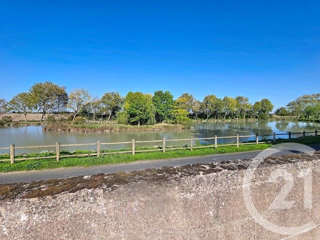 maison à vendre - 6 pièces - 144.0 m2 - ST MICHEL EN L HERM - 85 - PAYS-DE-LOIRE - Century 21 Solution Immobilière