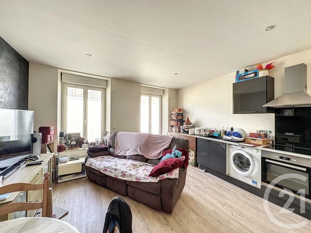Appartement F3 à vendre - 3 pièces - 45.69 m2 - LUCON - 85 - PAYS-DE-LOIRE - Century 21 Solution Immobilière