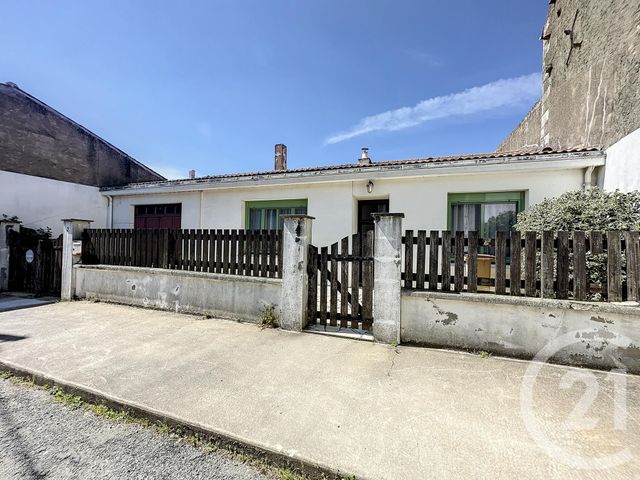 maison à vendre - 3 pièces - 74.0 m2 - LUCON - 85 - PAYS-DE-LOIRE - Century 21 Solution Immobilière