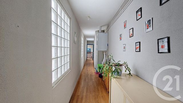 Appartement T4 à vendre - 5 pièces - 124.42 m2 - LUCON - 85 - PAYS-DE-LOIRE - Century 21 Solution Immobilière