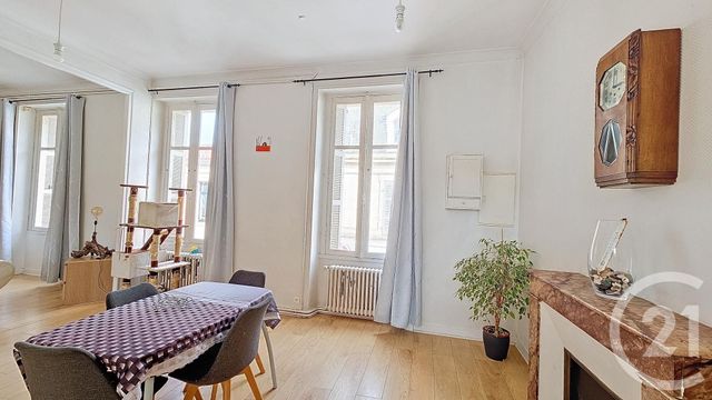 Appartement T4 à vendre - 5 pièces - 124.42 m2 - LUCON - 85 - PAYS-DE-LOIRE - Century 21 Solution Immobilière