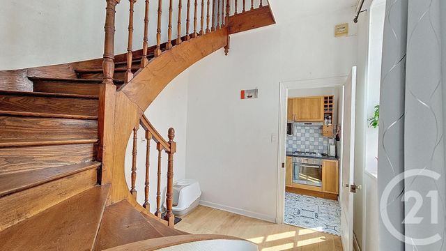Appartement T4 à vendre - 5 pièces - 124.42 m2 - LUCON - 85 - PAYS-DE-LOIRE - Century 21 Solution Immobilière