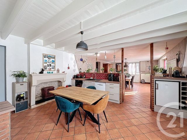 maison à vendre - 11 pièces - 268.9 m2 - NALLIERS - 85 - PAYS-DE-LOIRE - Century 21 Solution Immobilière