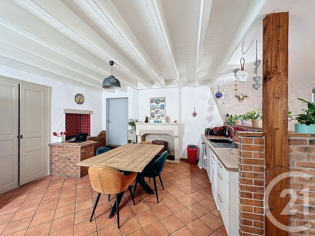 maison à vendre - 11 pièces - 268.9 m2 - NALLIERS - 85 - PAYS-DE-LOIRE - Century 21 Solution Immobilière